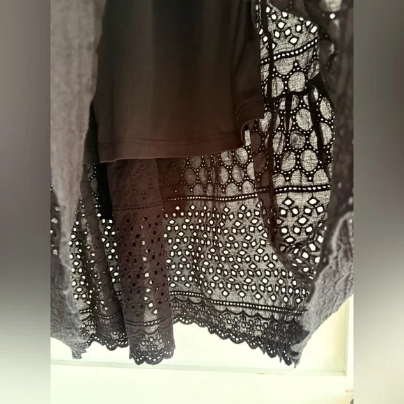 Suzy Shier Black Eyelet Tiered Midi Skirt size M - Picture 2 of 5
